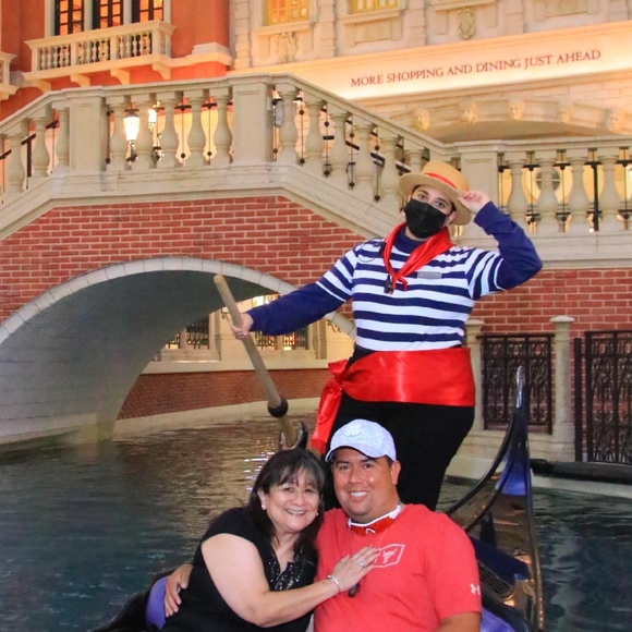 Meet your Posher, Jb - Picture 7 of 10